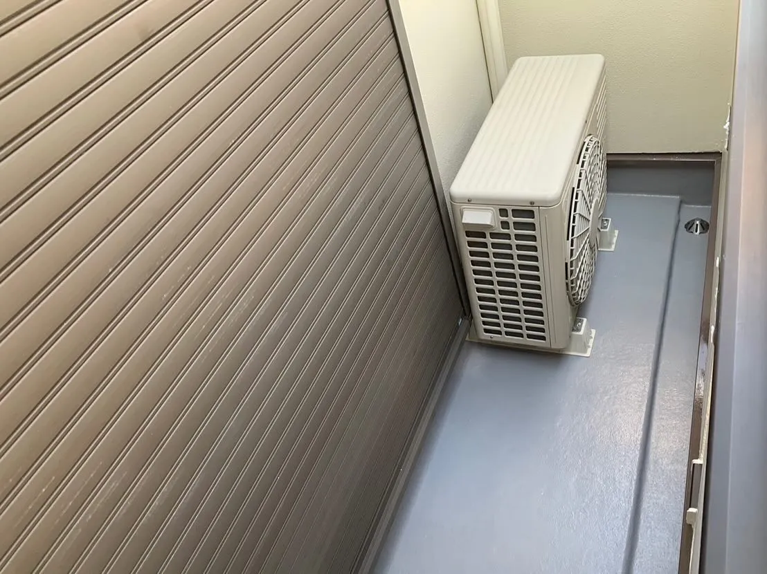 外壁塗装と一緒に、ベランダの防水工事も承っております!