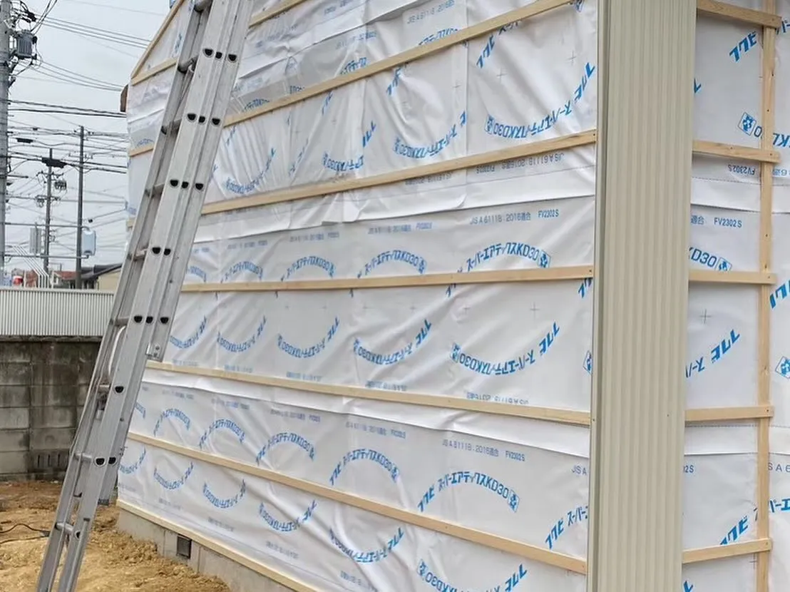 本日は、塗装ではなく外壁の張替え工事をさせて頂きました!